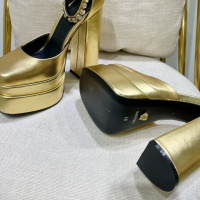 $140.00 USD Versace Sandal For Women #1038027