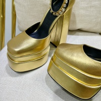 $140.00 USD Versace Sandal For Women #1038027