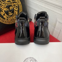 $82.00 USD Versace High Tops Shoes For Men #1038709