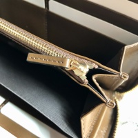 $82.00 USD Gucci AAA Quality Wallets #1038915