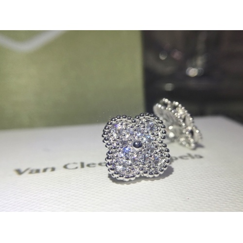 Replica Van Cleef & Arpels Earrings For Women #1039098 $25.00 USD for Wholesale