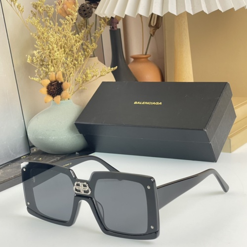 Balenciaga AAA Quality Sunglasses #1039469