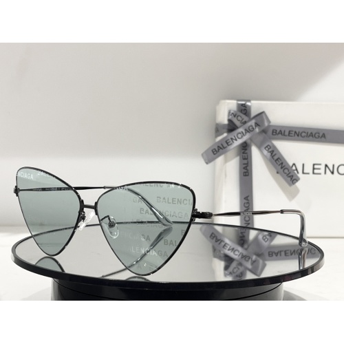 Balenciaga AAA Quality Sunglasses #1039485