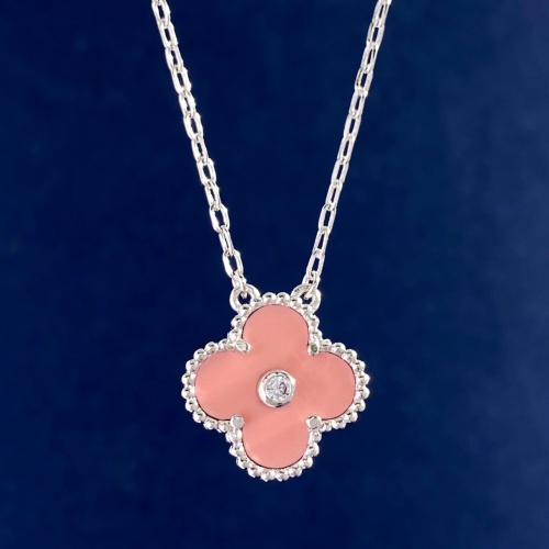 Van Cleef & Arpels Necklaces For Women #1039644