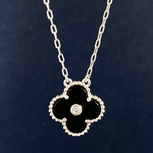 Van Cleef & Arpels Necklaces For Women #1039649