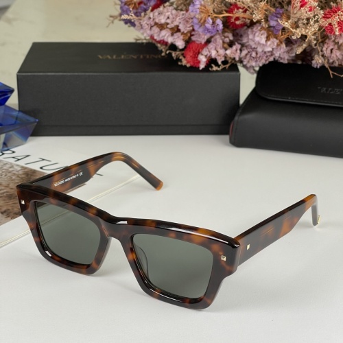 Valentino AAA Quality Sunglasses #1039752