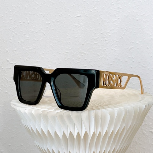 Versace AAA Quality Sunglasses #1039758