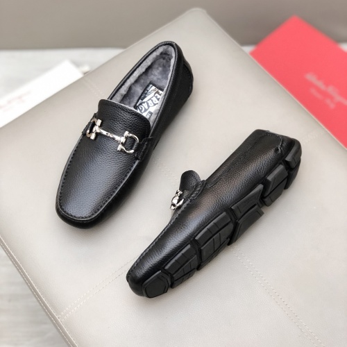 Salvatore Ferragamo Leather Shoes For Men #1040416