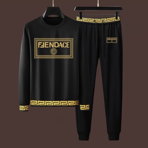 Versace Tracksuits Long Sleeved For Men #1040530