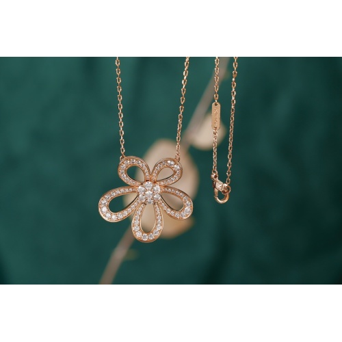 Van Cleef & Arpels Necklaces For Women #1041254