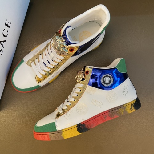 $76.00 USD Versace High Tops Shoes For Men #1041809