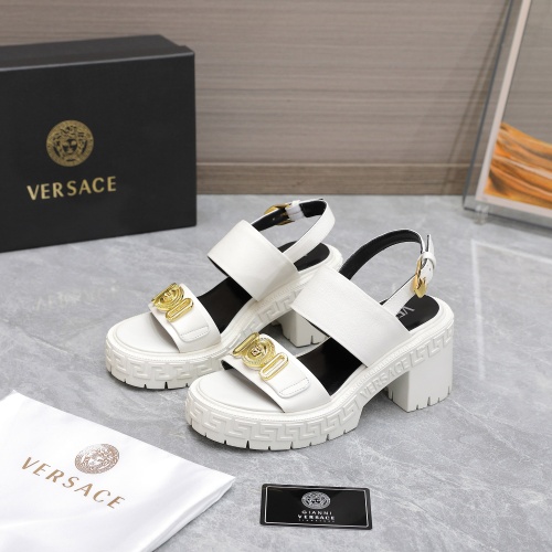 Versace Sandal For Women #1041908