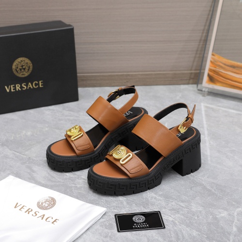 Versace Sandal For Women #1041912