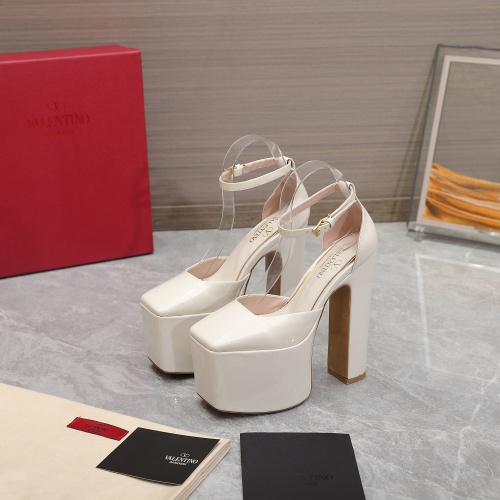 Valentino Sandal For Women #1041913