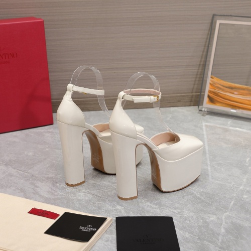 Replica Valentino Sandal For Women #1041913 $125.00 USD for Wholesale
