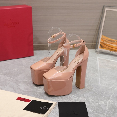 Valentino Sandal For Women #1041914