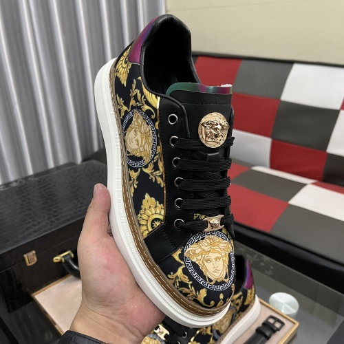 Replica Versace Casual Shoes For Men #1042258 $76.00 USD for Wholesale