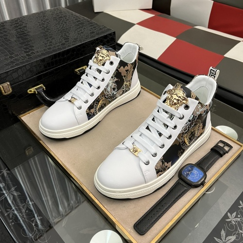 Versace High Tops Shoes For Men #1042278