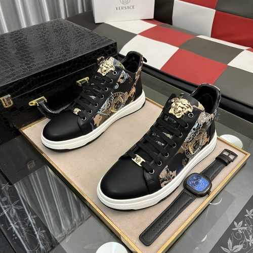 Versace High Tops Shoes For Men #1042279