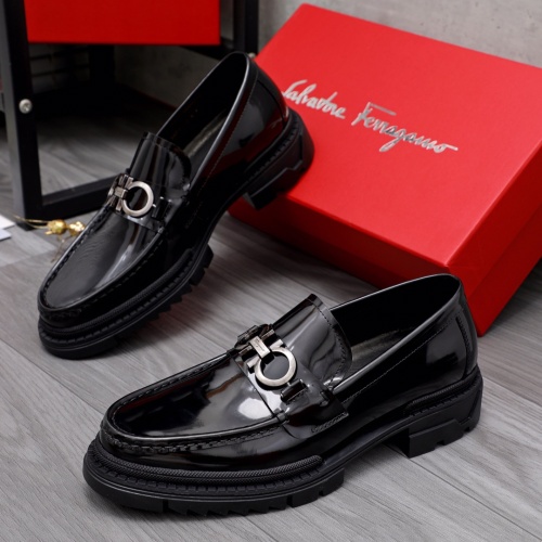 Salvatore Ferragamo Leather Shoes For Men #1042381