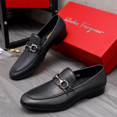 Salvatore Ferragamo Leather Shoes For Men #1042390