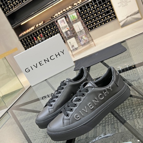 $72.00 USD Givenchy Casual Shoes For Men #1042474