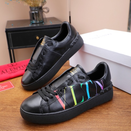 Valentino Casual Shoes For Women #1042876