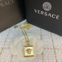 $25.00 USD Versace Necklace #1039408