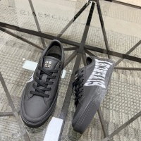 $72.00 USD Givenchy Casual Shoes For Men #1042454