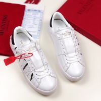 $102.00 USD Valentino Casual Shoes For Men #1042868