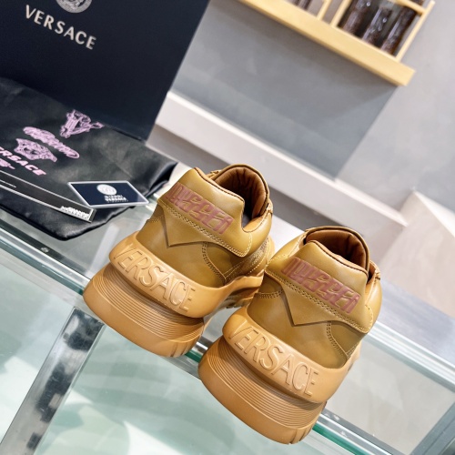 Replica Versace Casual Shoes For Men #1043406 $108.00 USD for Wholesale