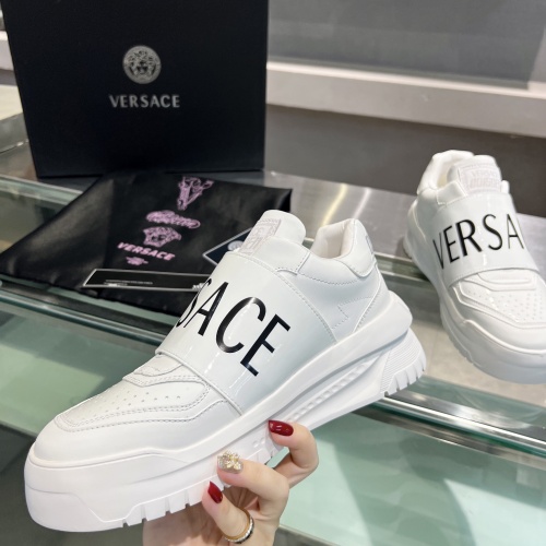 Replica Versace Casual Shoes For Men #1043412 $108.00 USD for Wholesale