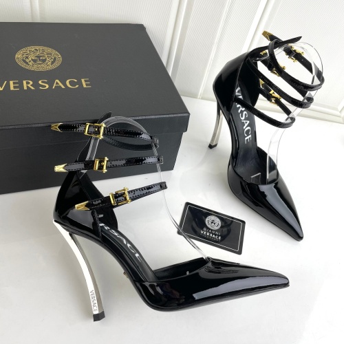 Versace Sandal For Women #1043724