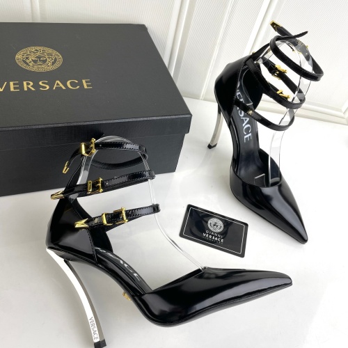 Versace Sandal For Women #1043725