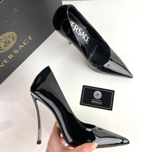 Versace High-Heeled Shoes For Women #1043730