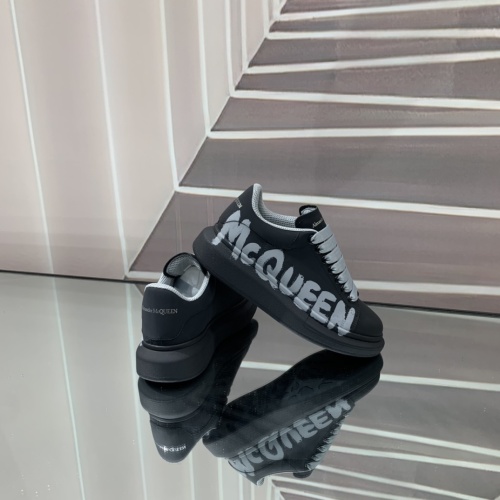 Replica Alexander McQueen Shoes For Men #1043880 $105.00 USD for Wholesale