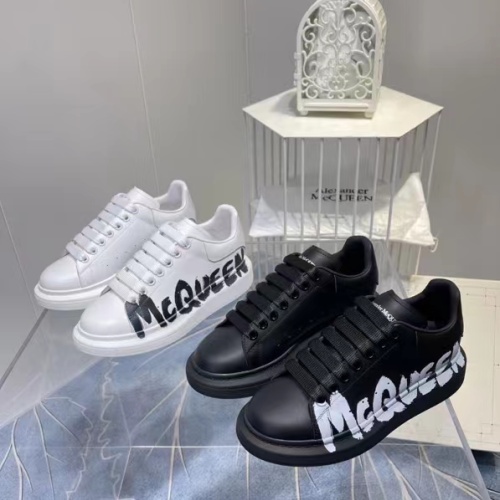 Replica Alexander McQueen Shoes For Men #1043901 $96.00 USD for Wholesale