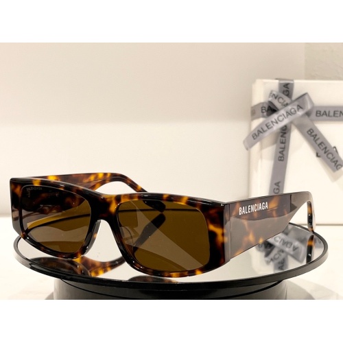 Balenciaga AAA Quality Sunglasses #1044026