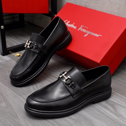 Salvatore Ferragamo Leather Shoes For Men #1044127