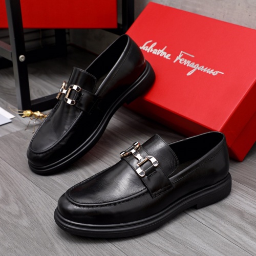 Salvatore Ferragamo Leather Shoes For Men #1044135