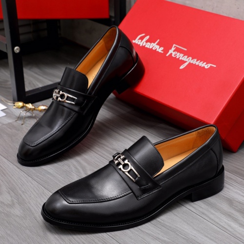 Salvatore Ferragamo Leather Shoes For Men #1044188