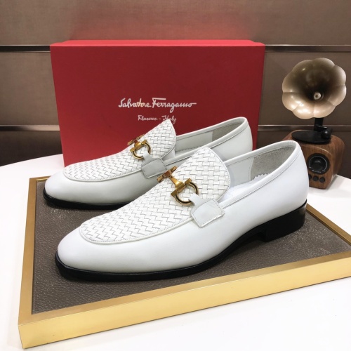 Salvatore Ferragamo Leather Shoes For Men #1044609