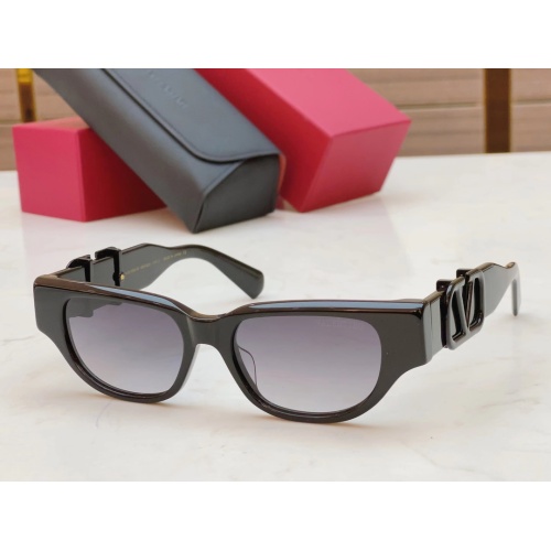 Valentino AAA Quality Sunglasses #1044764