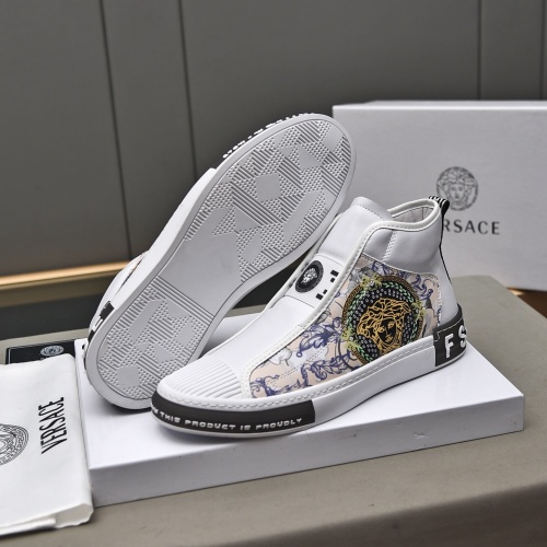 Versace High Tops Shoes For Men #1045000