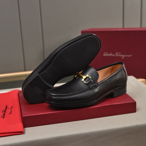 Salvatore Ferragamo Leather Shoes For Men #1045057