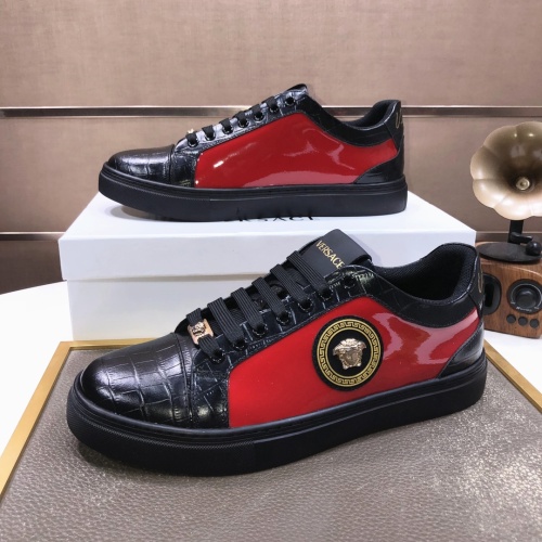 Replica Versace Casual Shoes For Men #1045102 $80.00 USD for Wholesale
