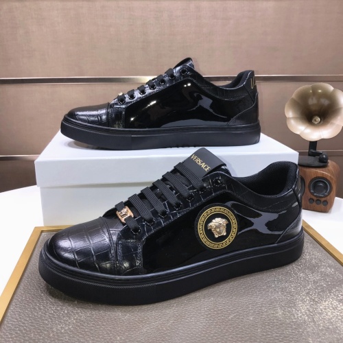 Replica Versace Casual Shoes For Men #1045103 $80.00 USD for Wholesale