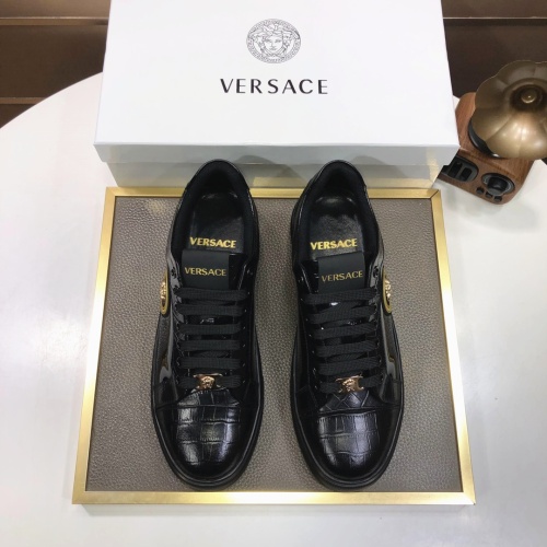 Replica Versace Casual Shoes For Men #1045103 $80.00 USD for Wholesale