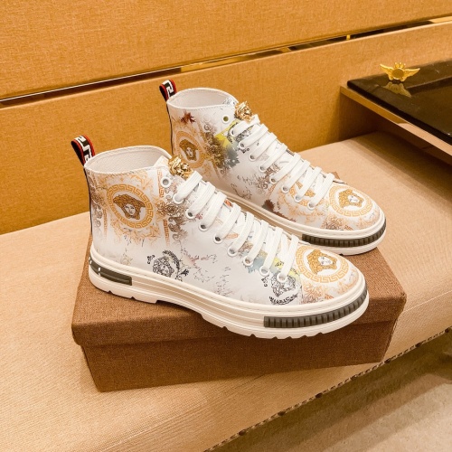 Versace High Tops Shoes For Men #1045263
