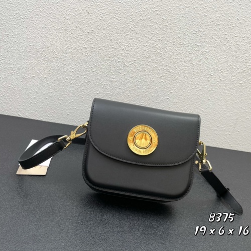Burberry AAA Quality Messenger Bags For Women #1046186 $122.00 USD, Wholesale Replica Burberry AAA Messenger Bags